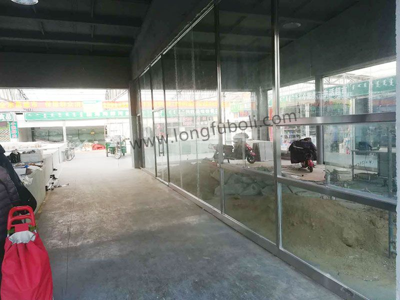 西壩柵便民市場鋼化玻璃不銹鋼門